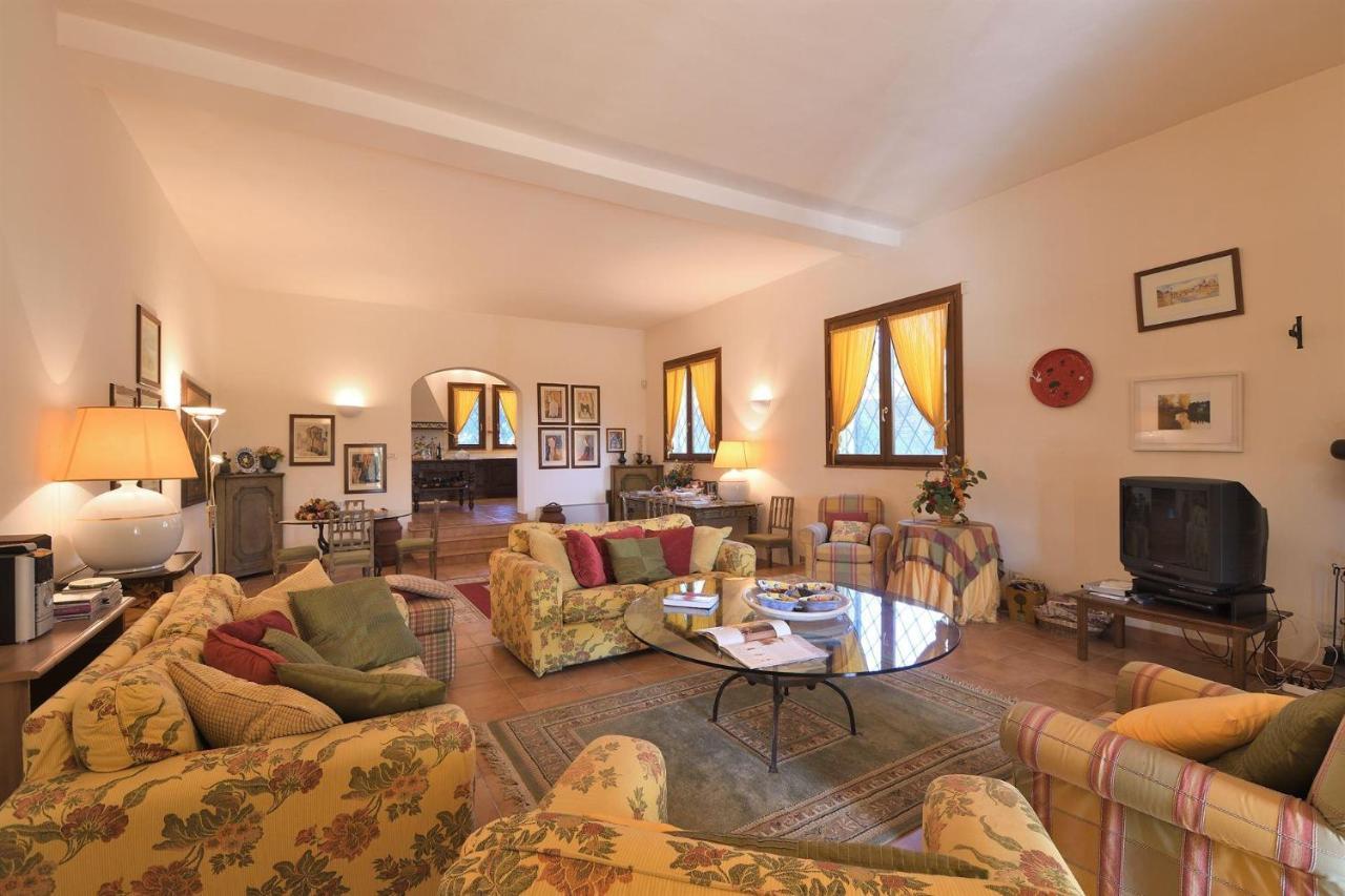 Villa Montalbano 12 Черето Гуиди Екстериор снимка